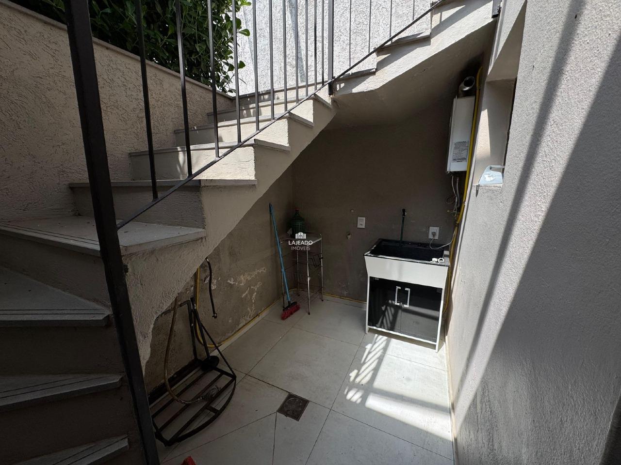 Sobrado à venda no Universitário: 