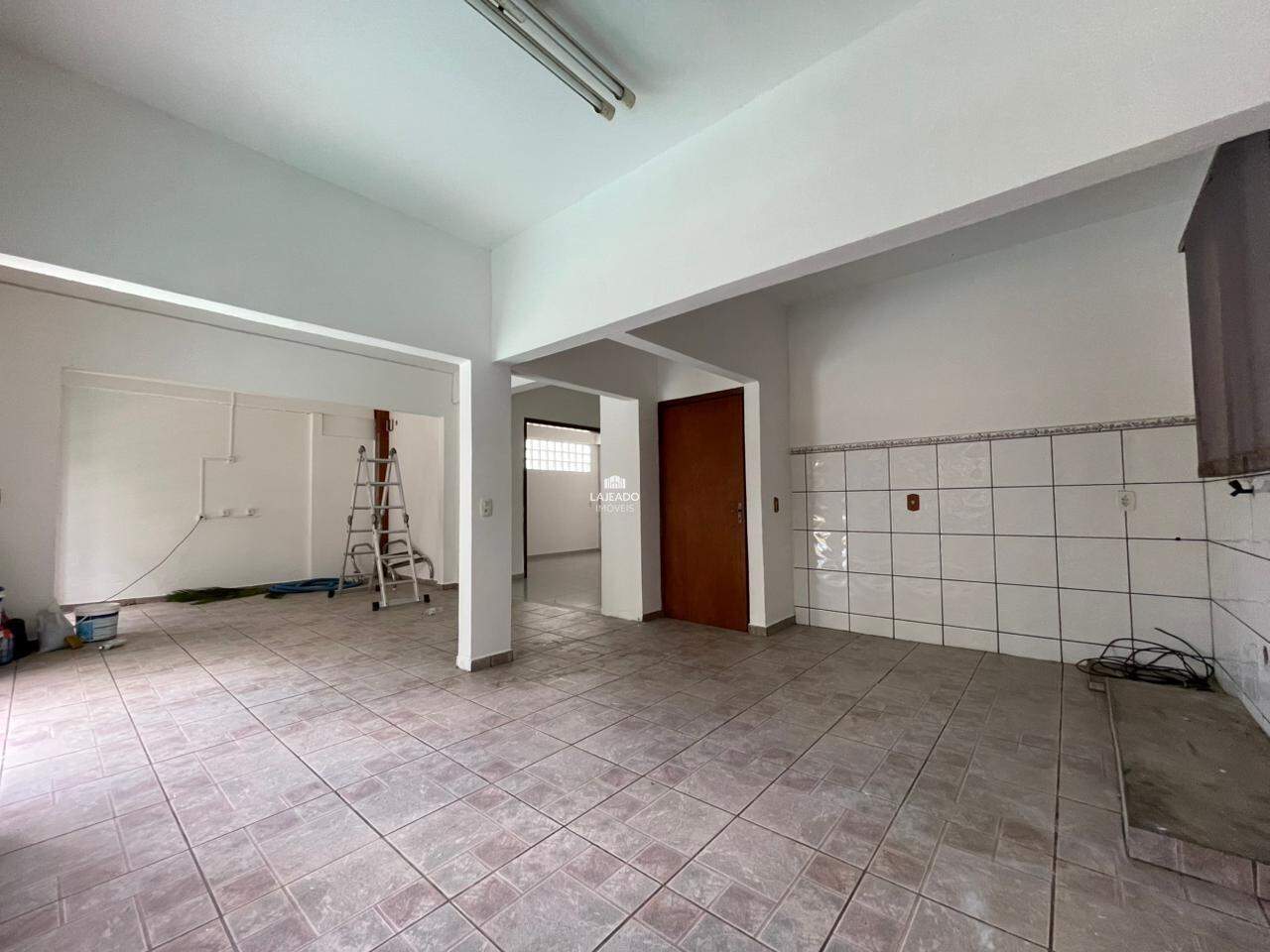 Loja para aluguel no Moinhos: 