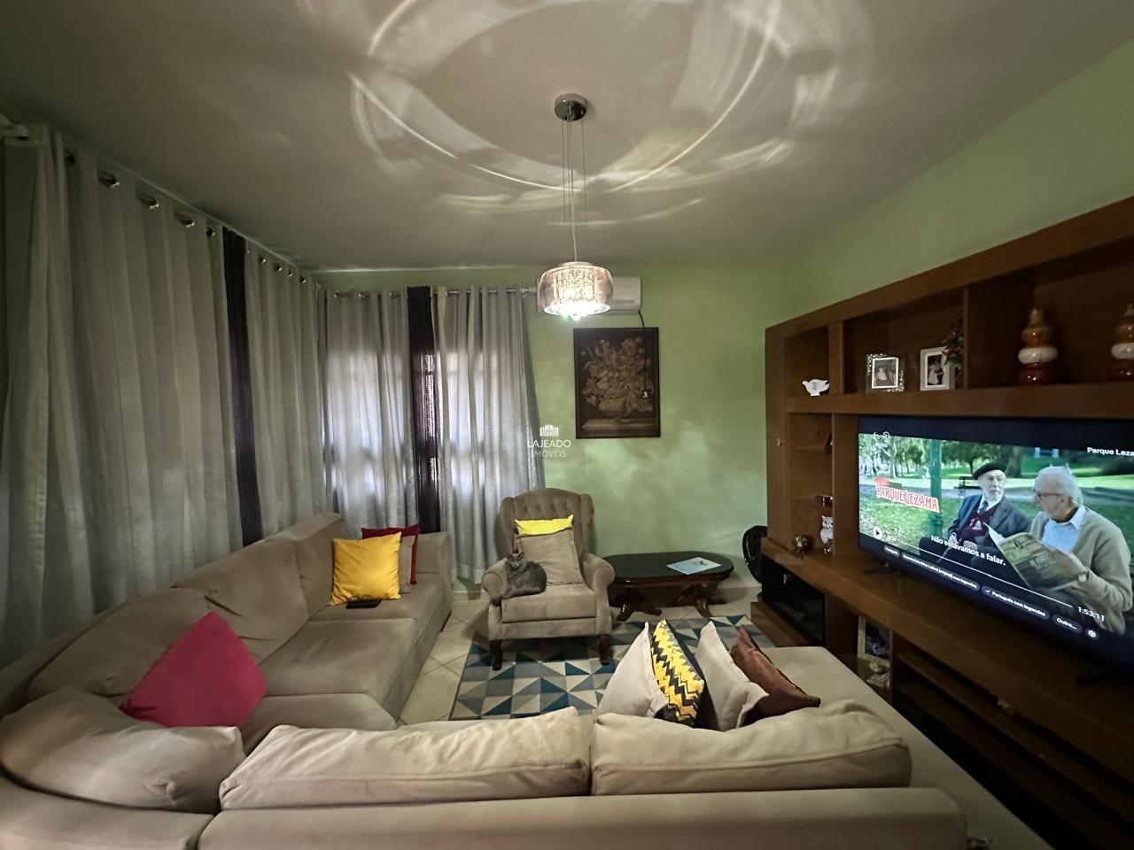 Casa à venda no Conventos: 