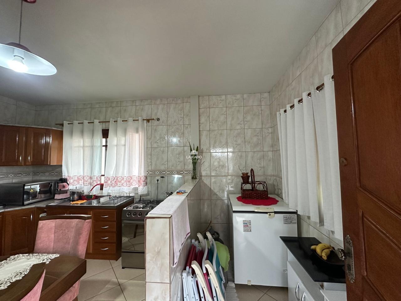 Casa à venda no Conventos: 