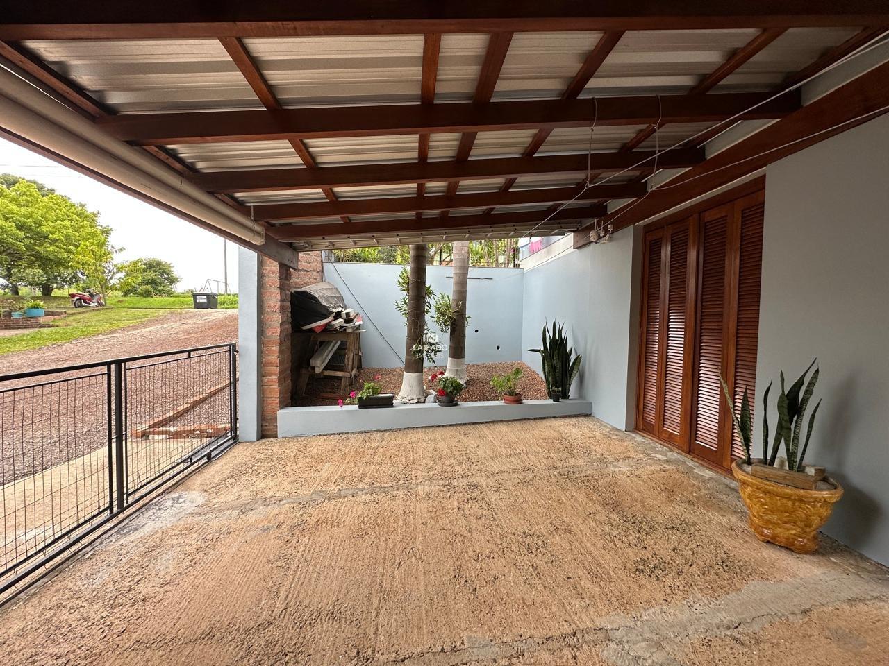 Casa à venda no Conventos: 