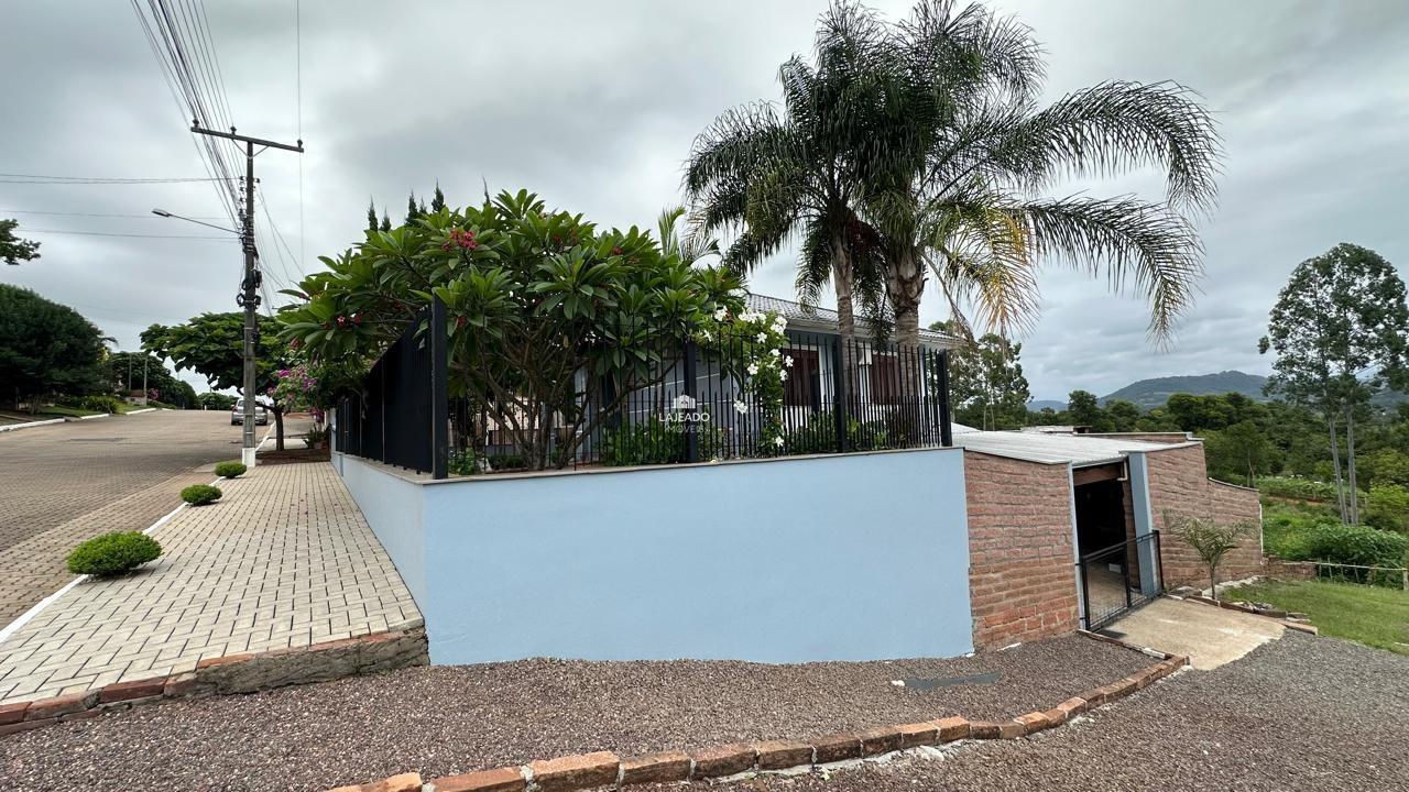 Casa à venda no Conventos: 