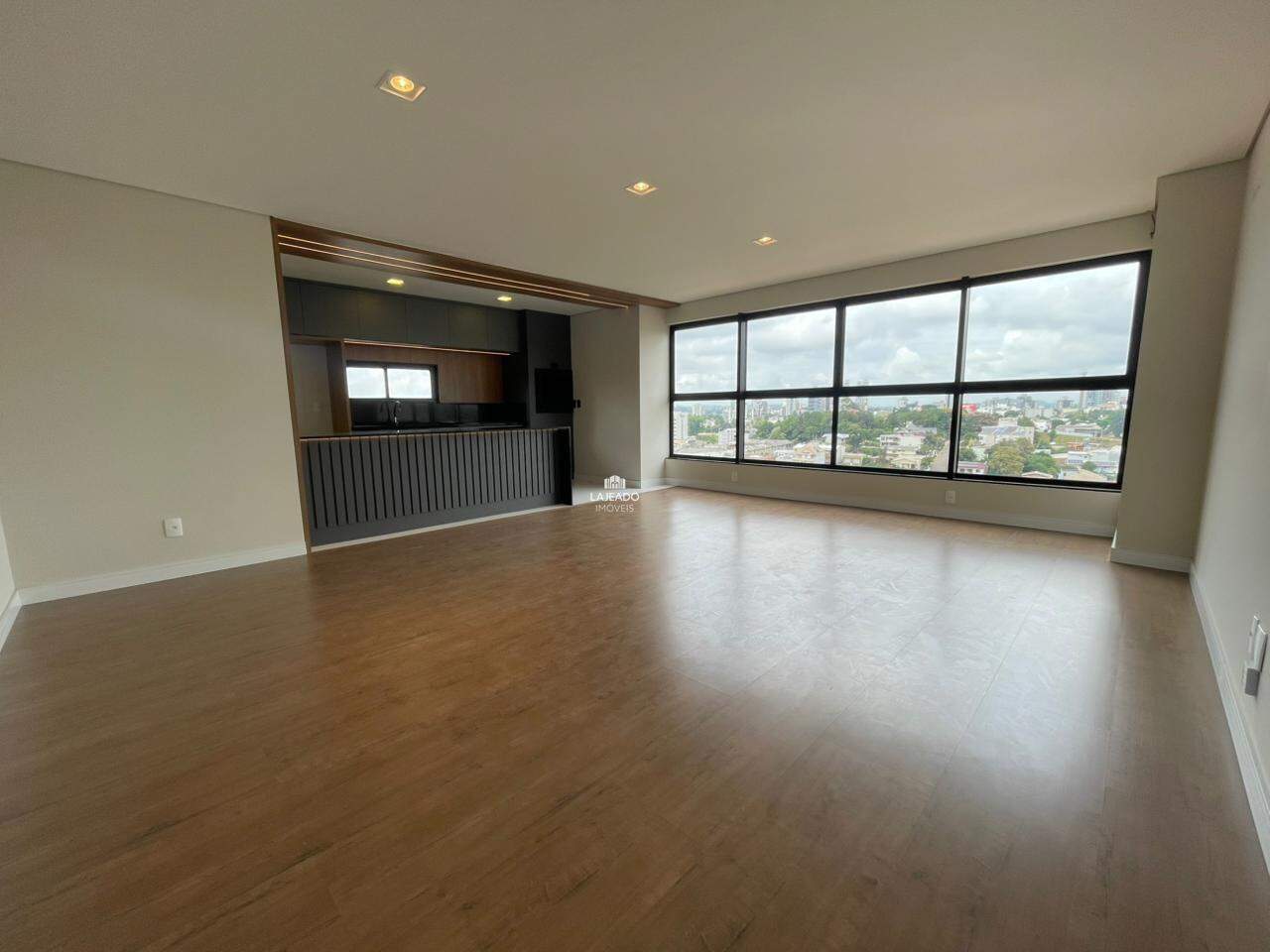 Apartamento, 3 quartos, 100 m² - Foto 2