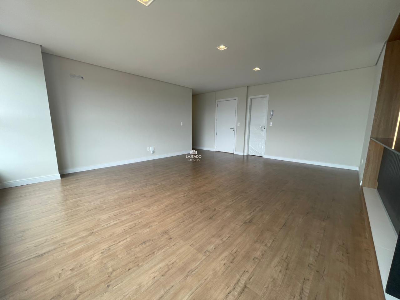 Apartamento para aluguel no São Cristóvão: 