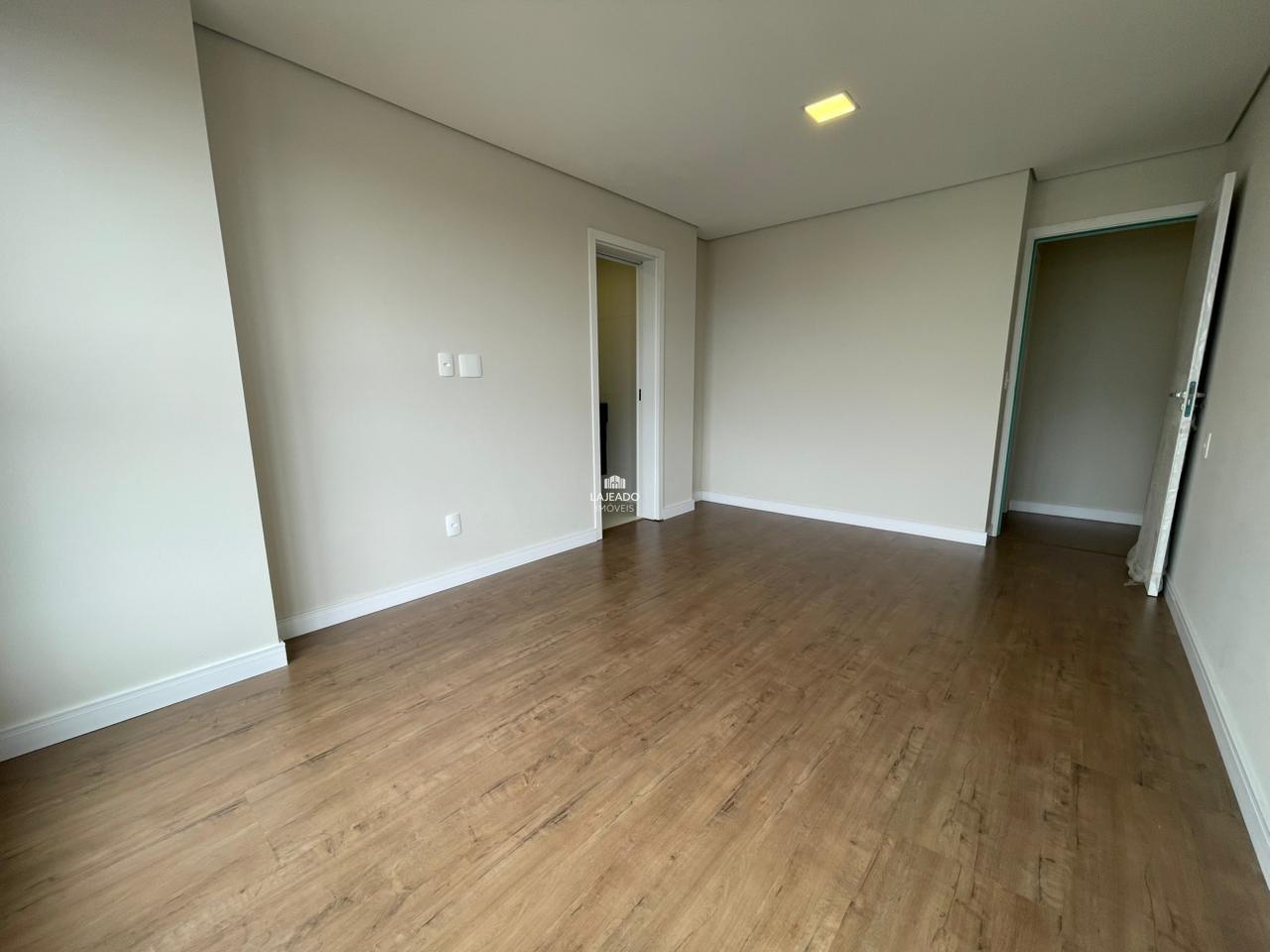 Apartamento para aluguel no São Cristóvão: 