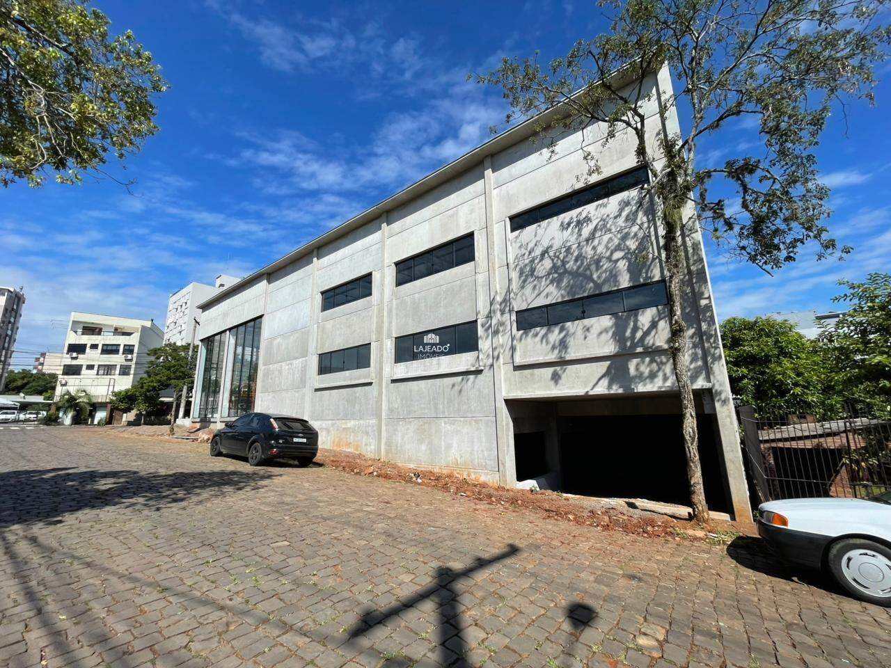 Loja para aluguel no Florestal: 