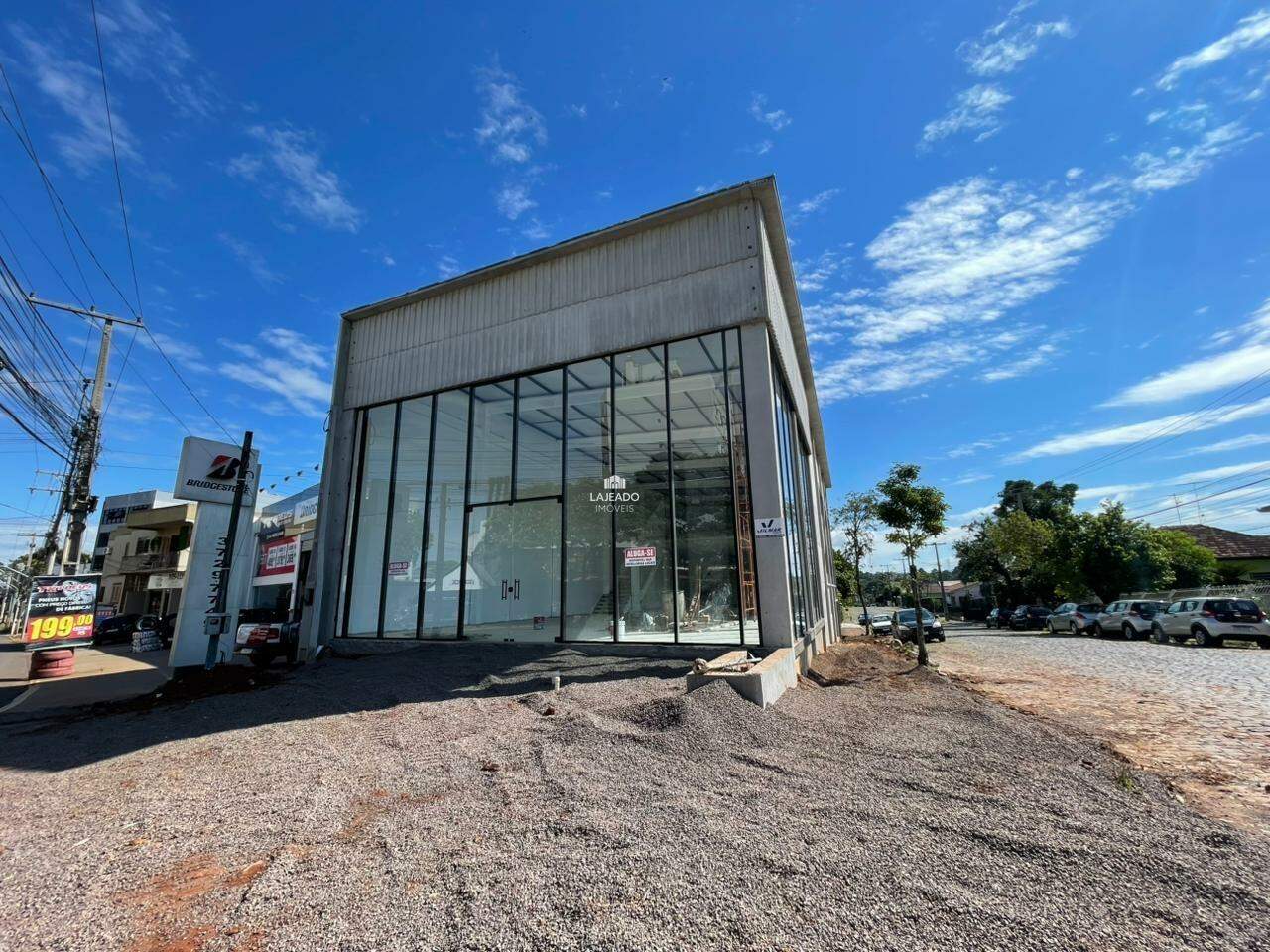 Loja para aluguel no Florestal: 