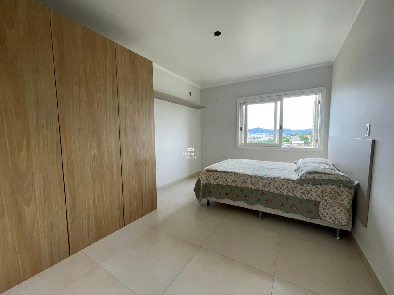 Apartamento para aluguel no Centenário: 