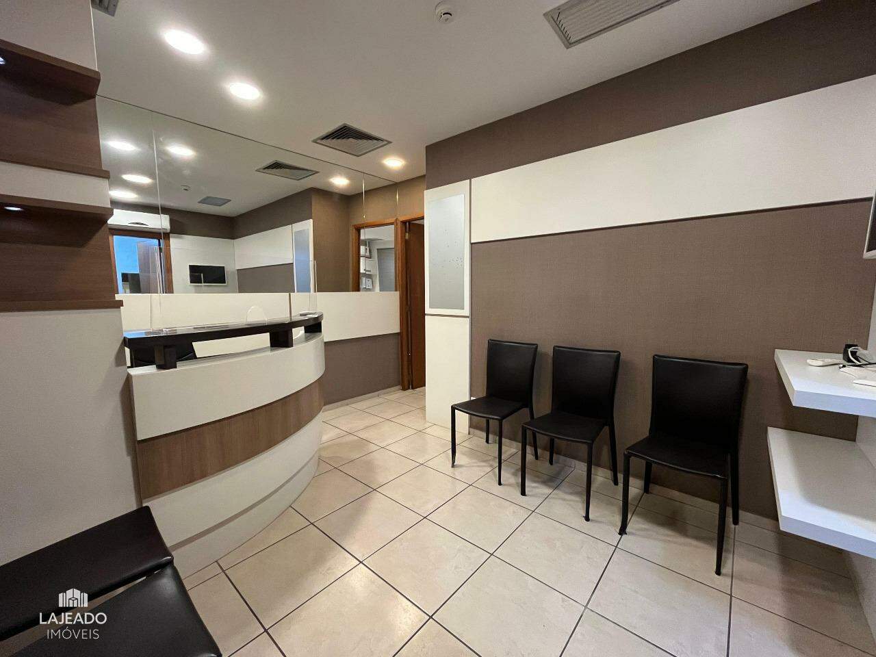 Sala comercial à venda no Centro: 