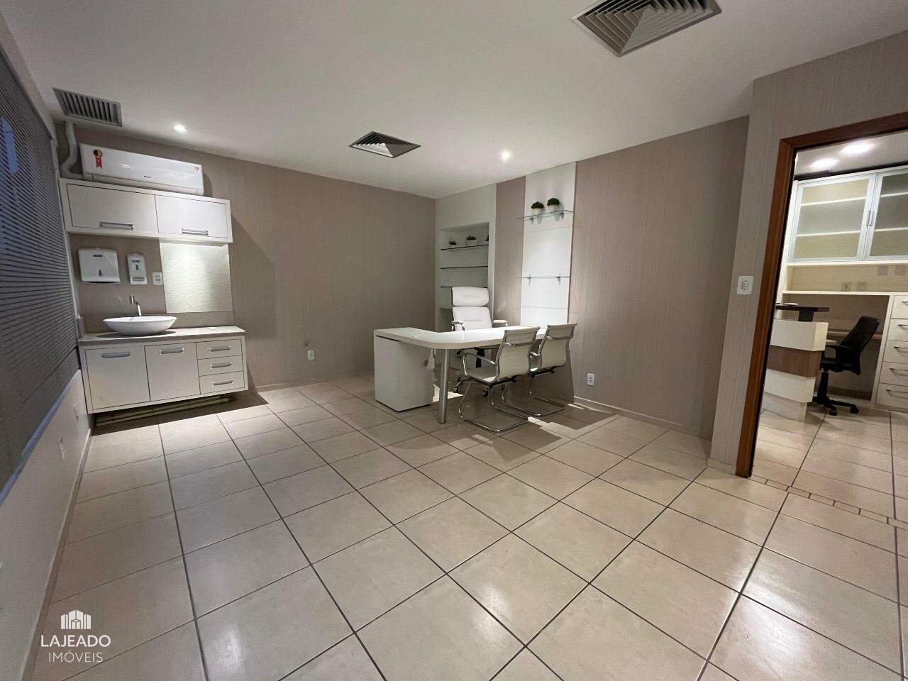 Sala comercial à venda no Centro: 