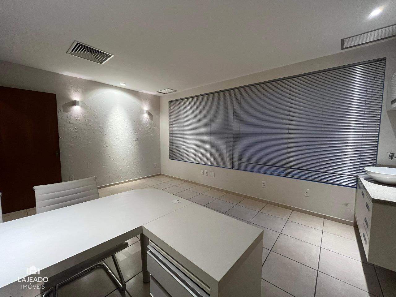Sala comercial à venda no Centro: 