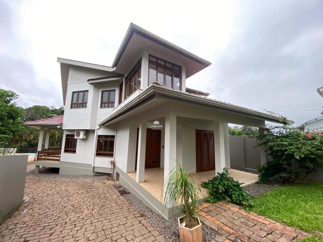 Casa à venda no Centro: 
