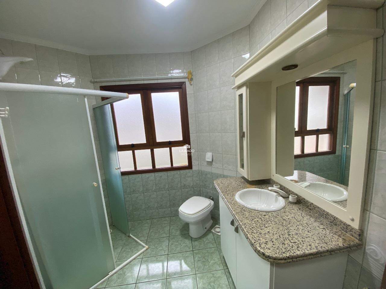 Casa à venda no Centro: 