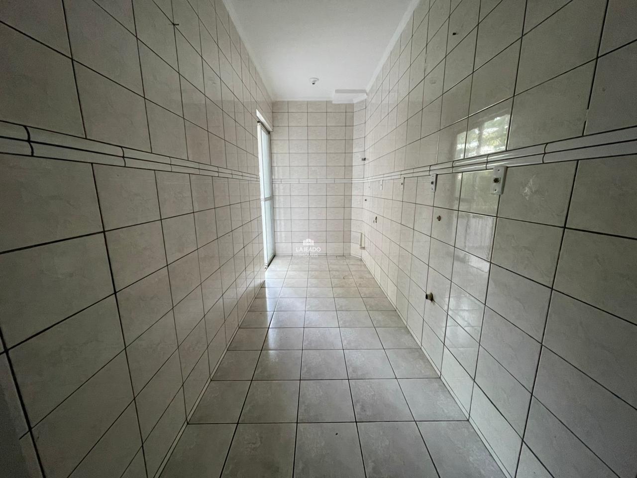 Apartamento para aluguel no Florestal: 