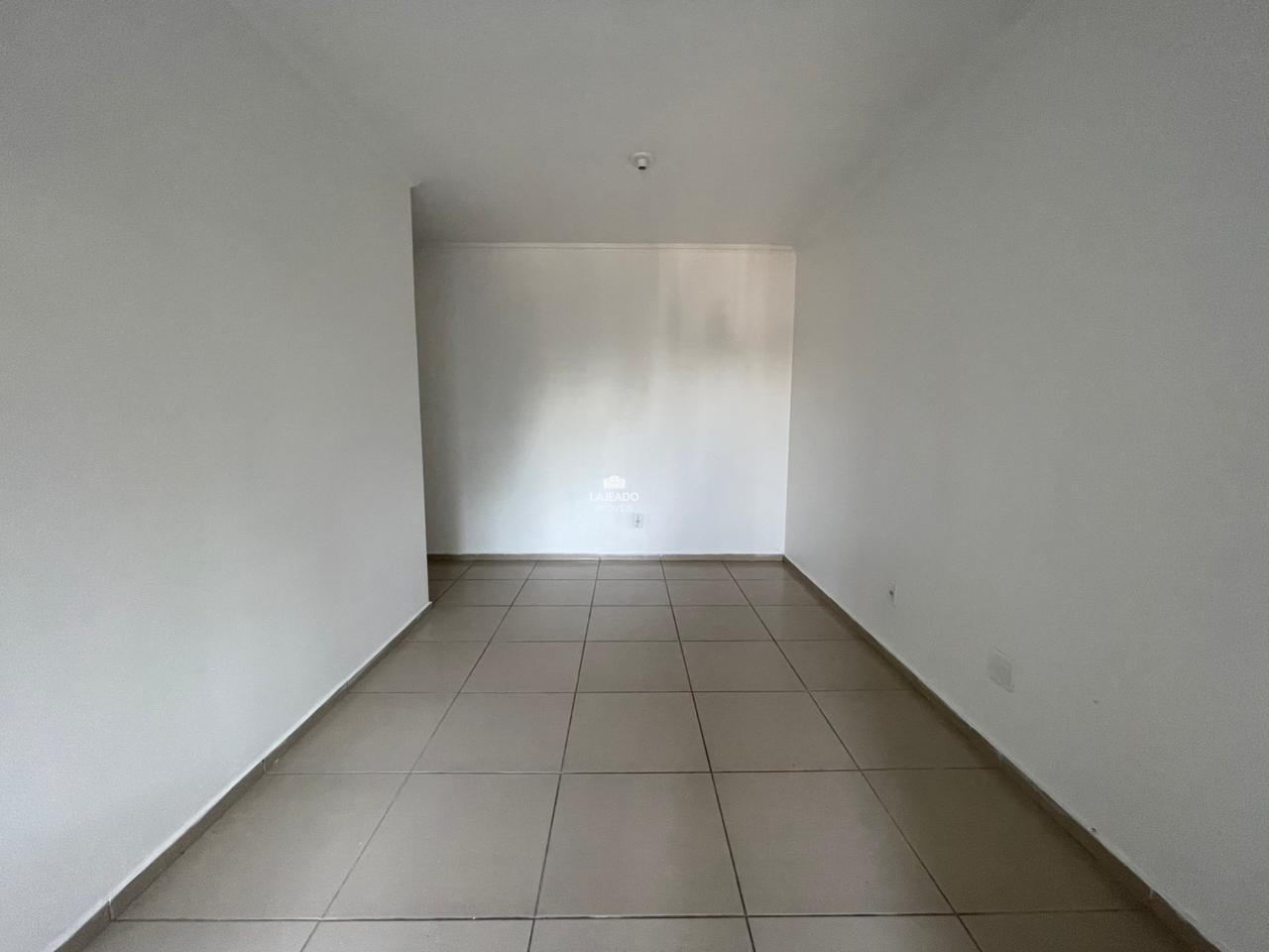 Apartamento para aluguel no Florestal: 