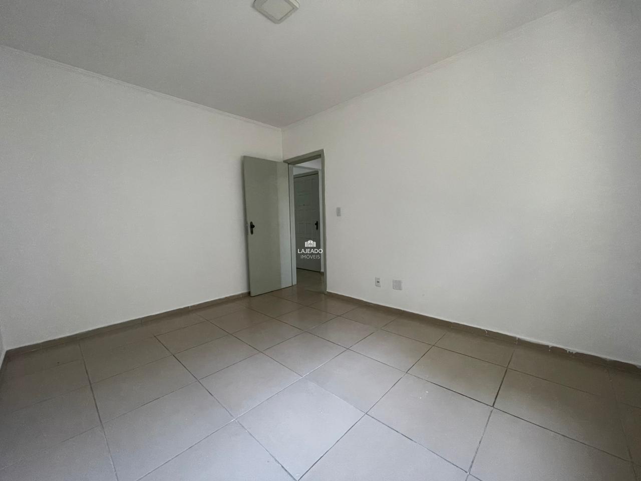 Apartamento para aluguel no Florestal: 