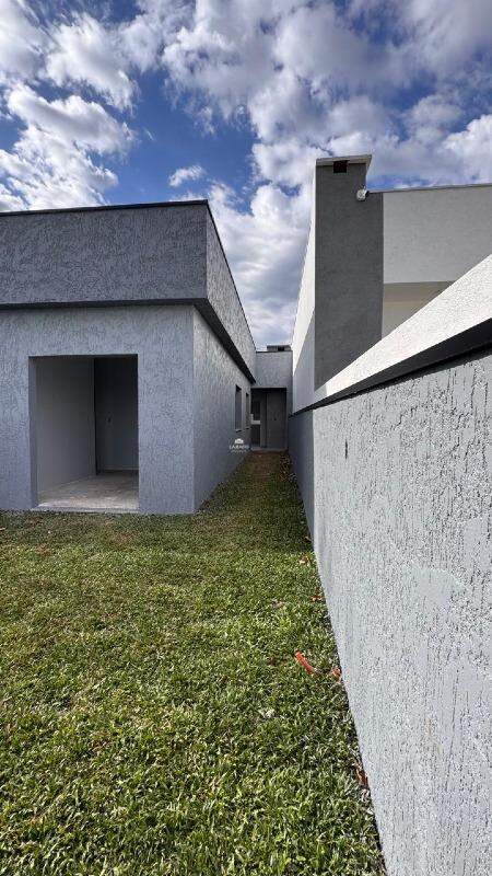 Casa à venda no Floresta: 