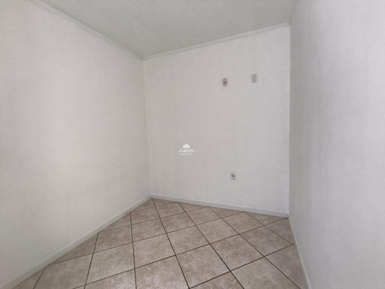 Sobrado para aluguel no Florestal: 