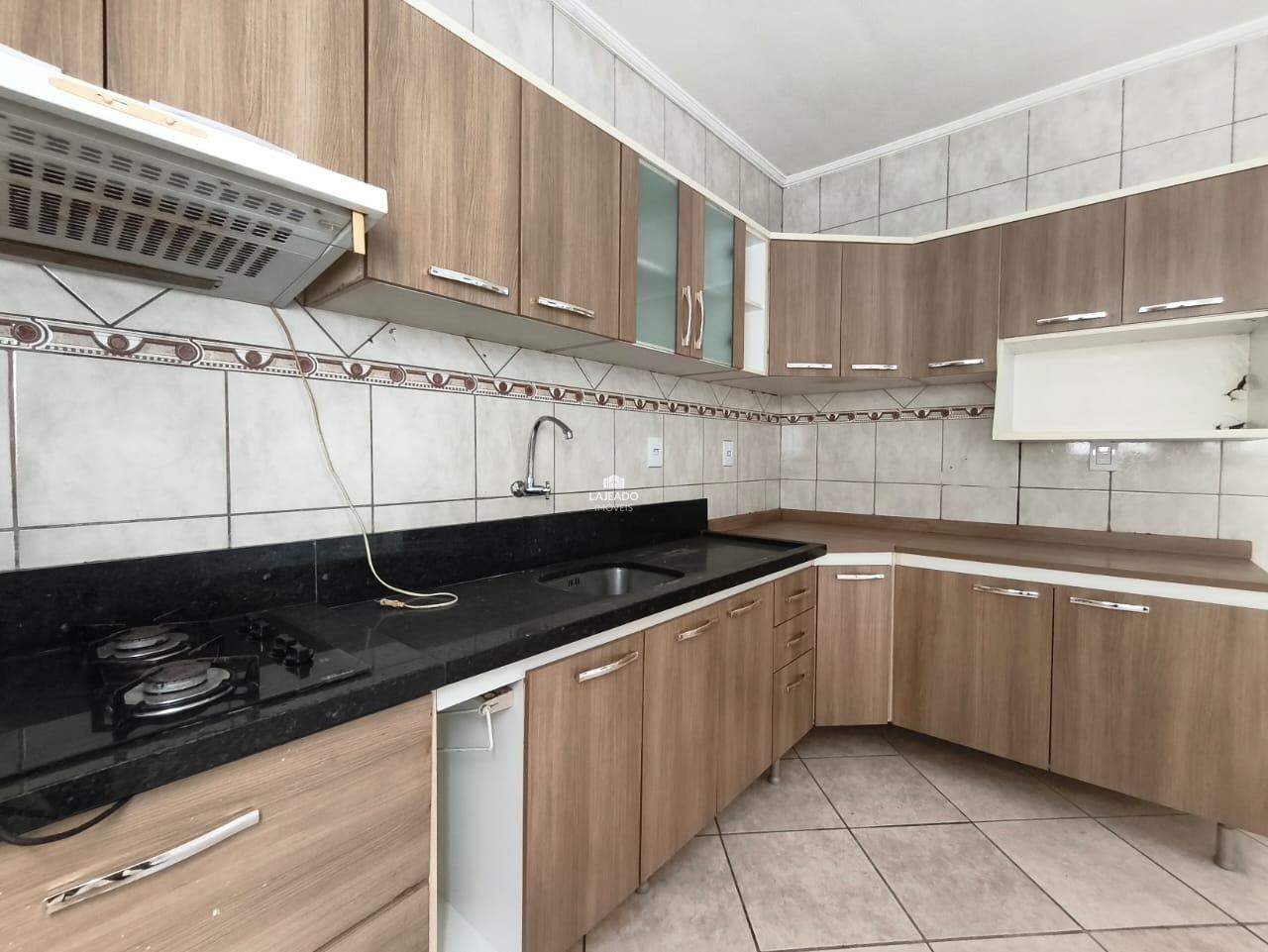 Sobrado para aluguel no Florestal: 