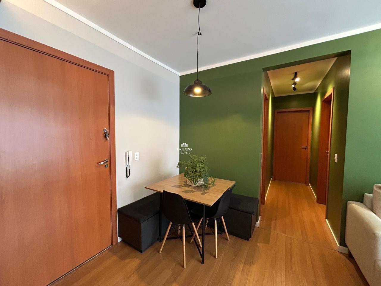 Apartamento à venda no Universitário: 