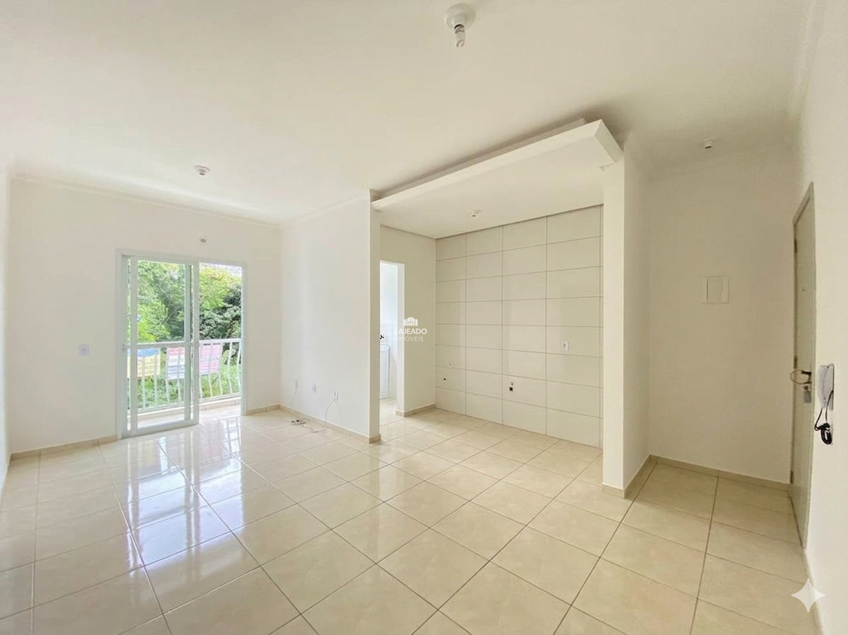 Apartamento à venda no Universitário: 