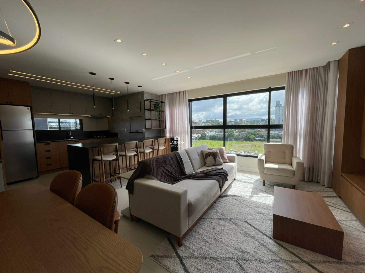 Apartamento, 3 quartos, 100 m² - Foto 2