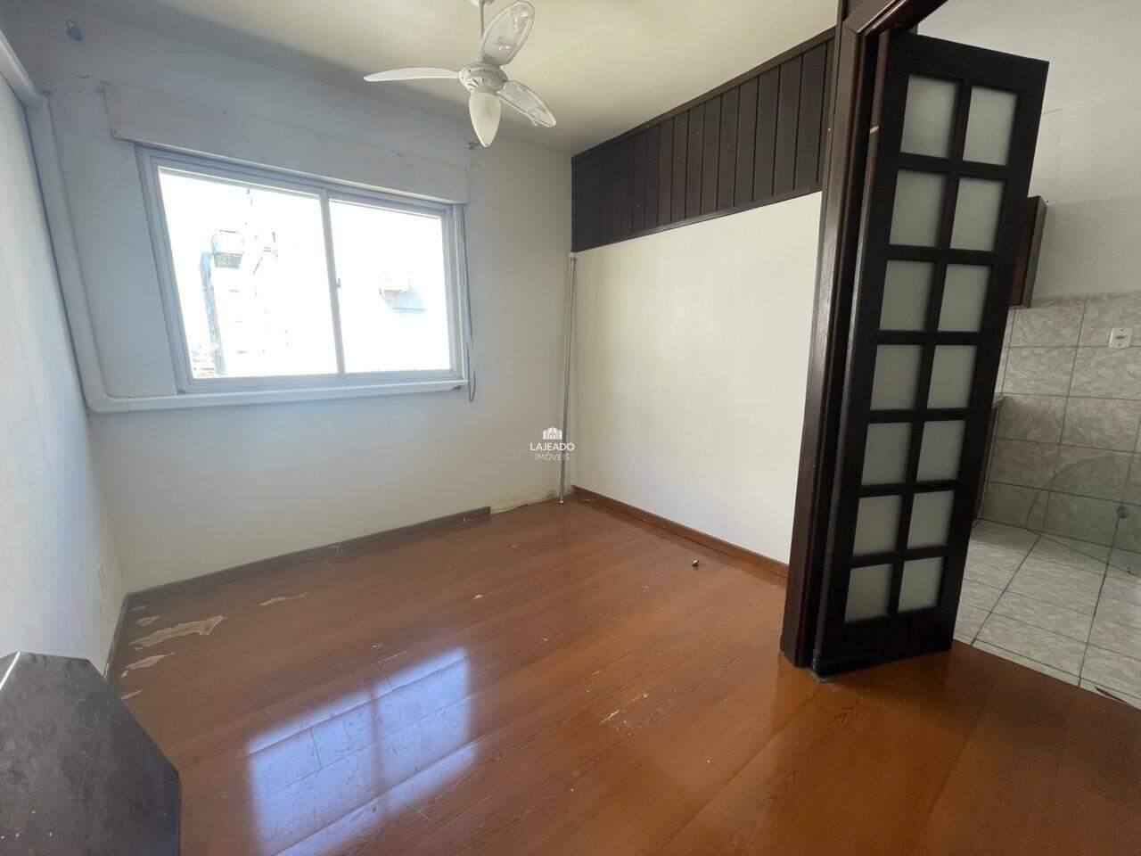 Kitnet para aluguel no Centro: 