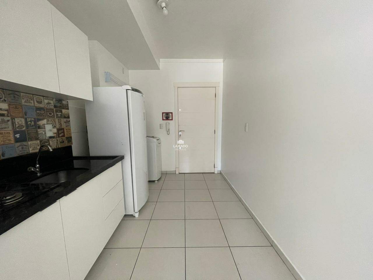 Kitnet para aluguel no Centro: 