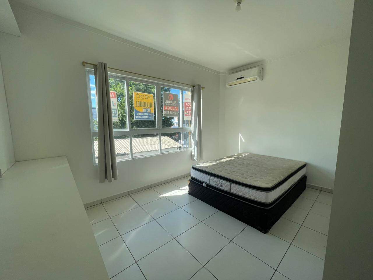 Kitnet para aluguel no Centro: 