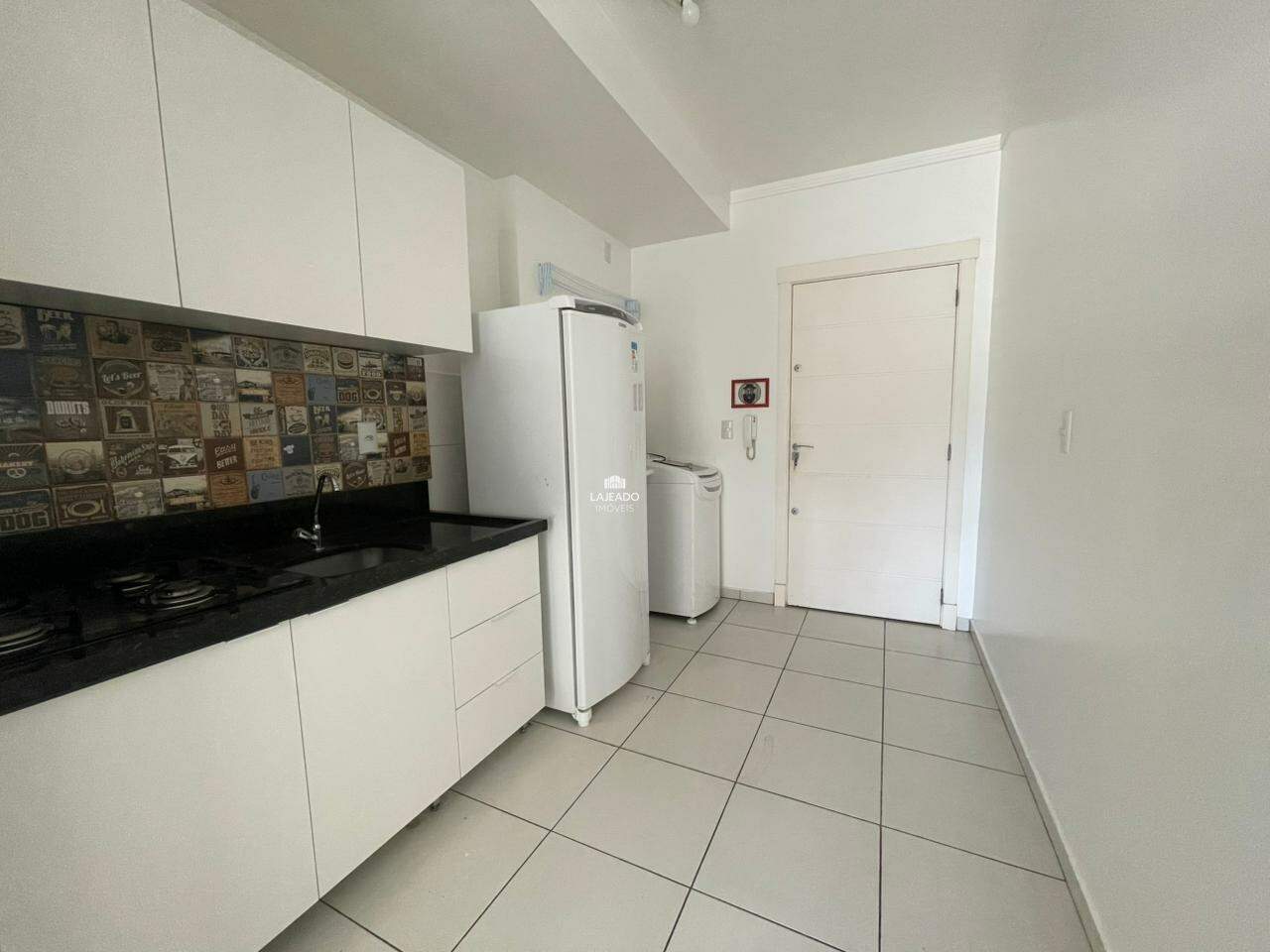 Kitnet para aluguel no Centro: 