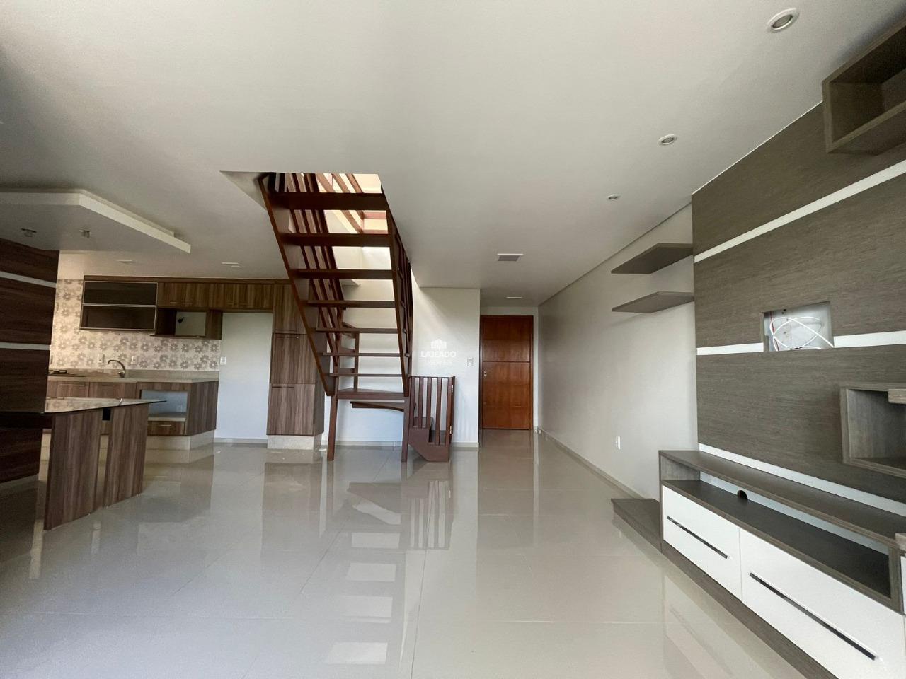 Cobertura para aluguel no São Cristóvão: 