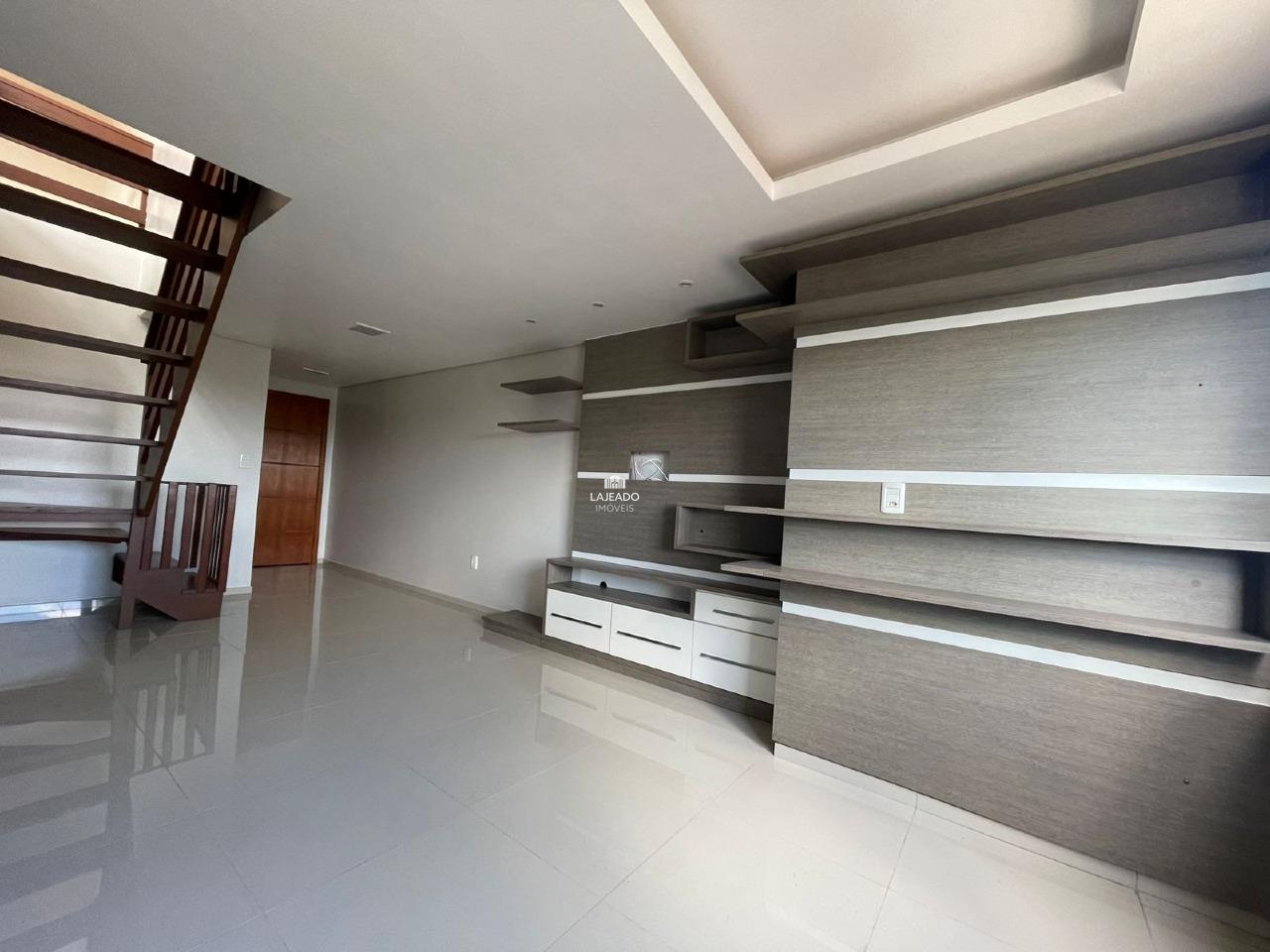 Cobertura para aluguel no São Cristóvão: 