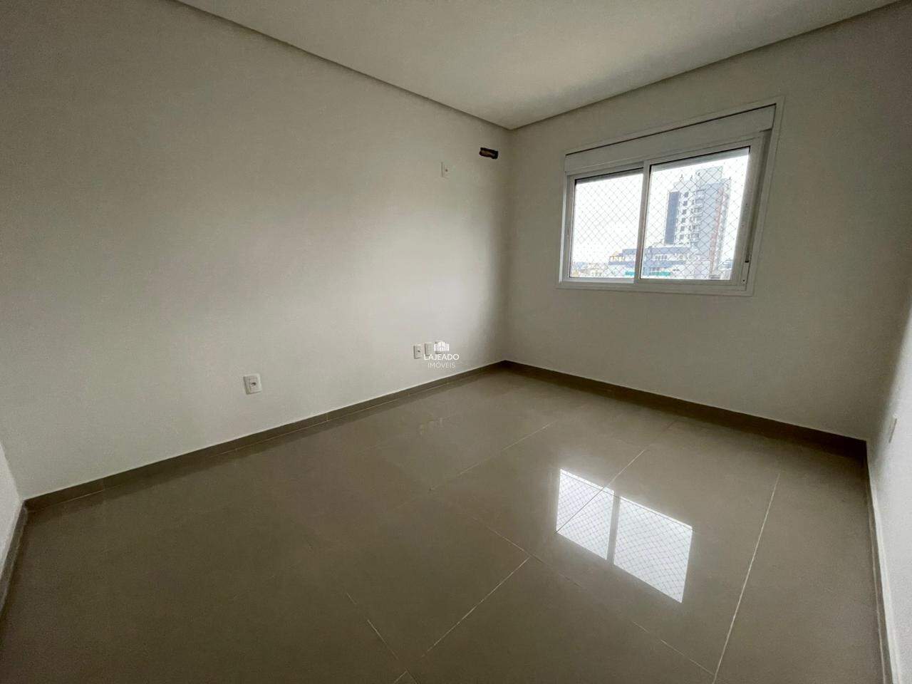 Apartamento para aluguel no Americano: 
