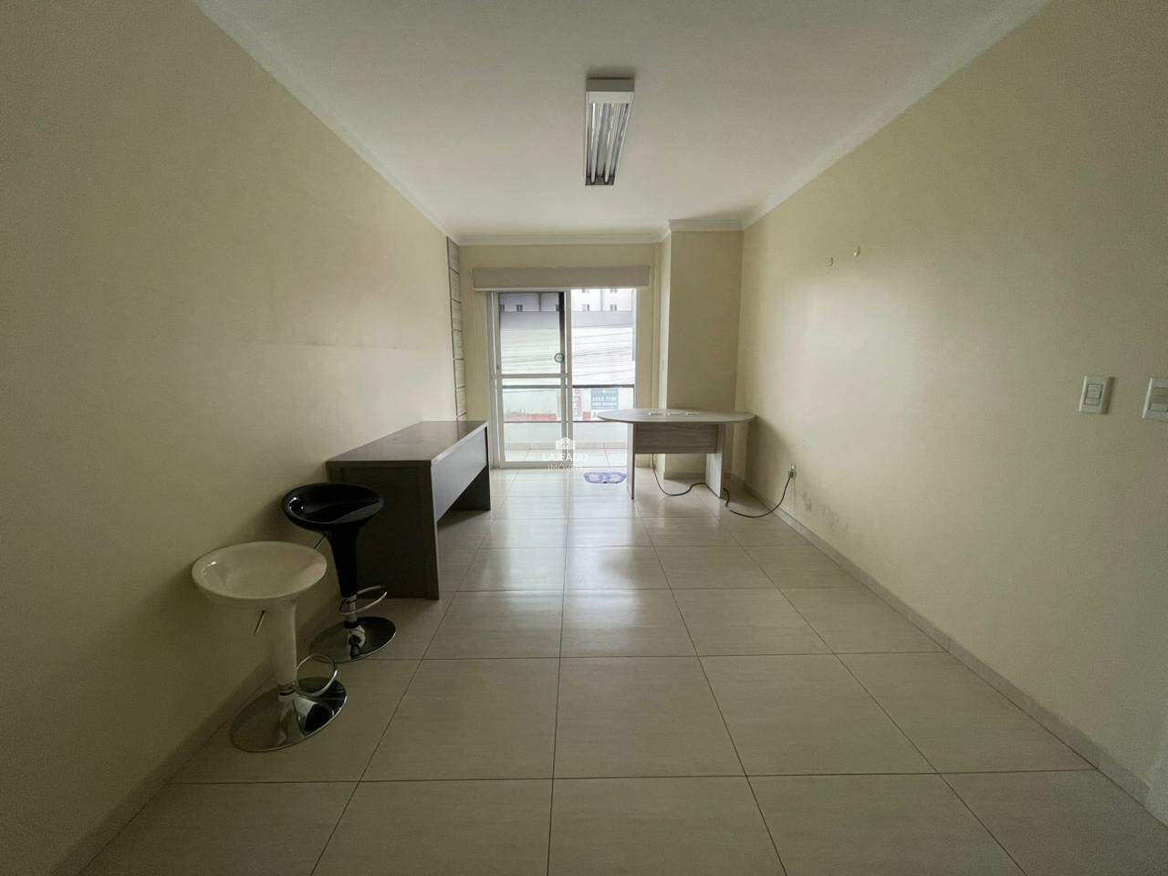 Apartamento para aluguel no Universitário: 