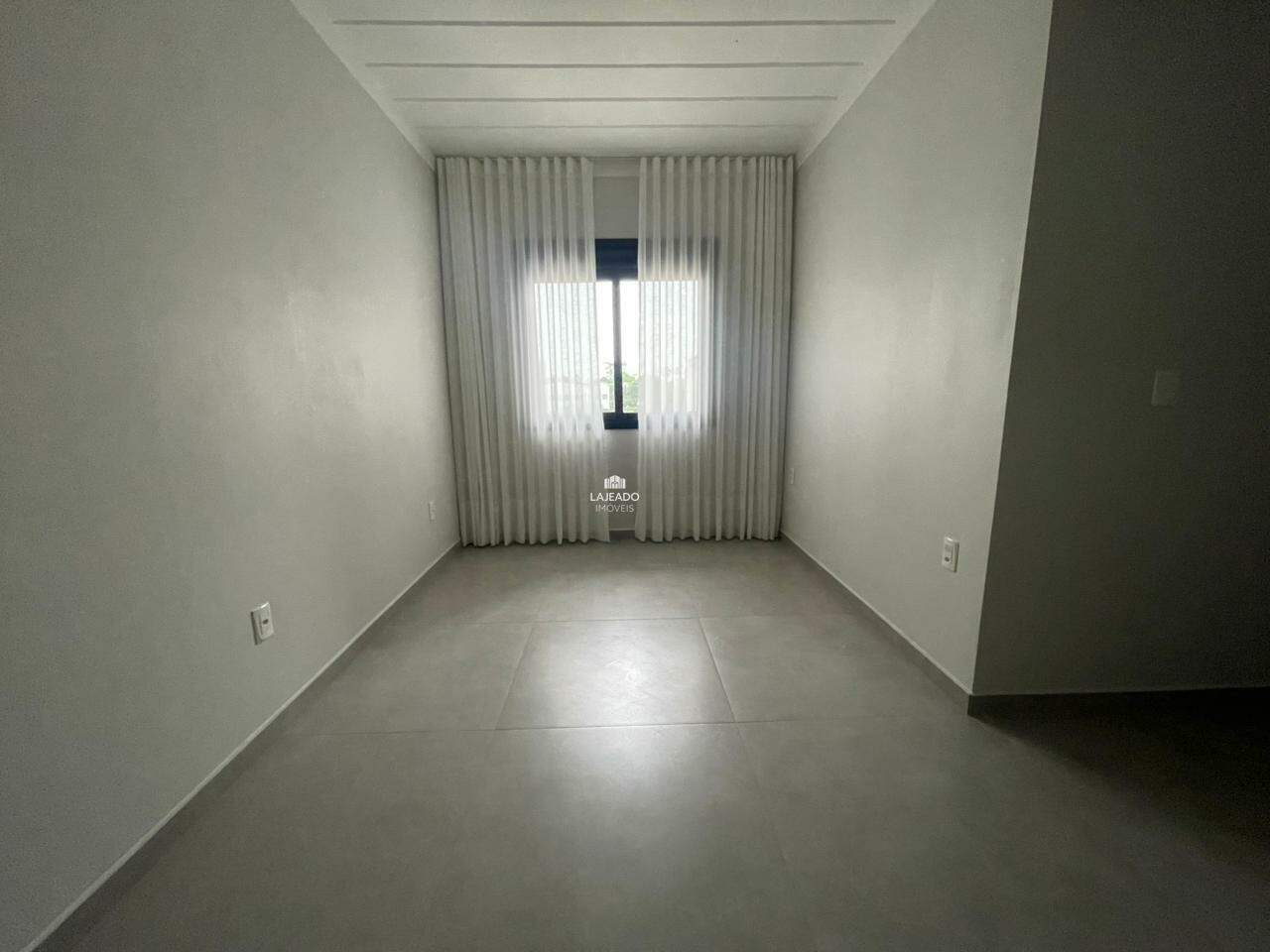 Apartamento para aluguel no Universitário: 
