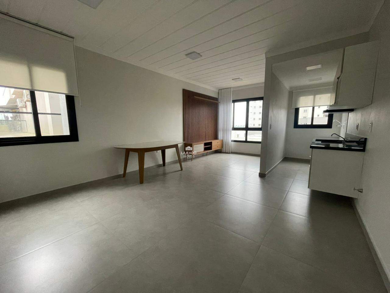 Apartamento para aluguel no Universitário: 