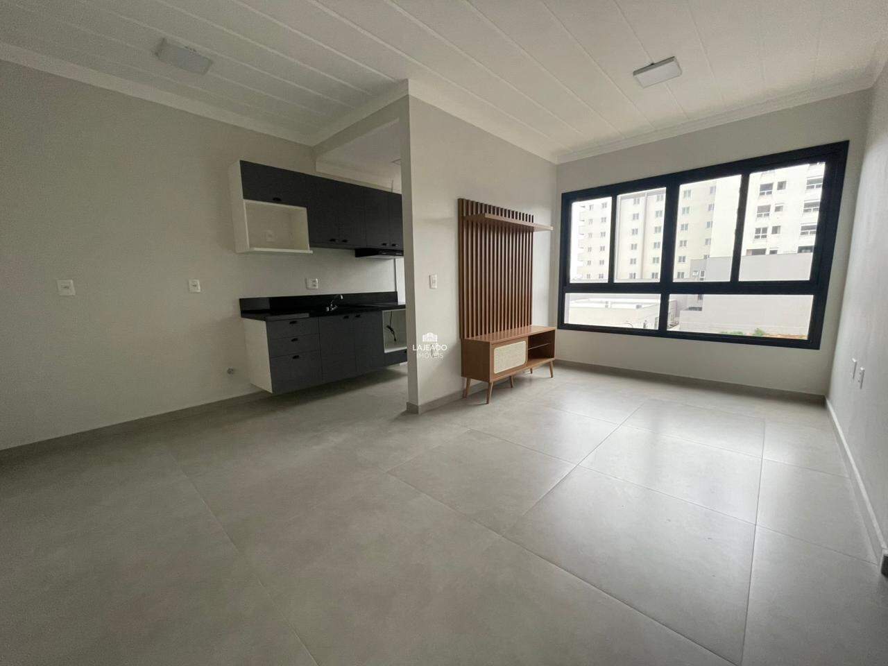 Apartamento para aluguel no Universitário: 