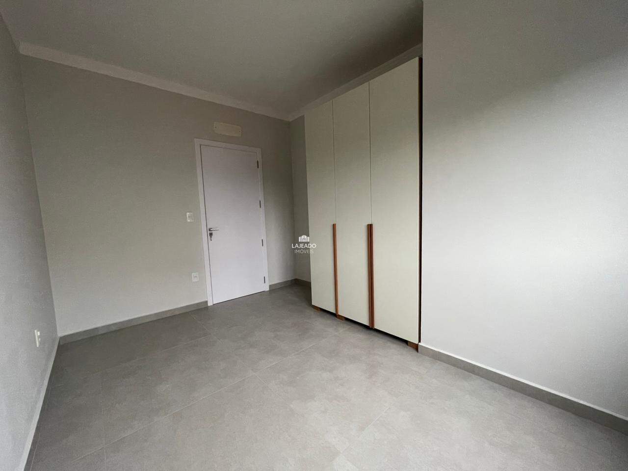 Apartamento para aluguel no Universitário: 