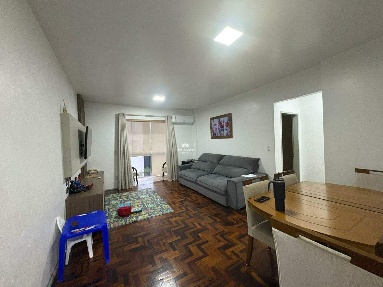 Apartamento à venda no Florestal: 