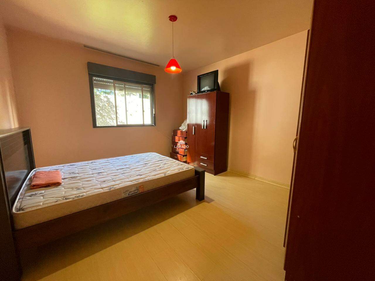 Apartamento para aluguel no Florestal: 