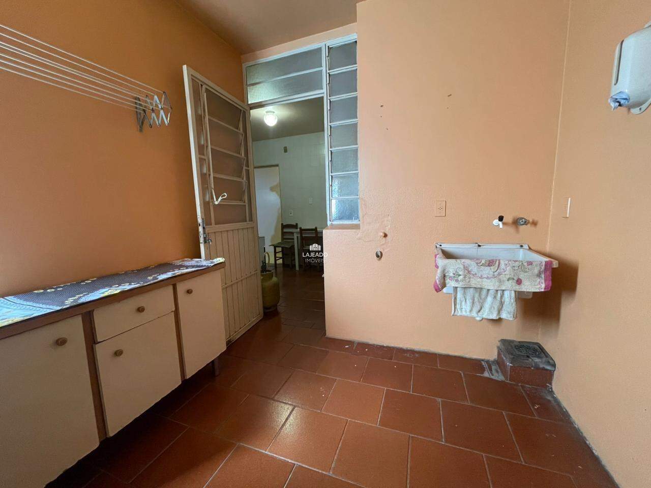 Apartamento para aluguel no Florestal: 