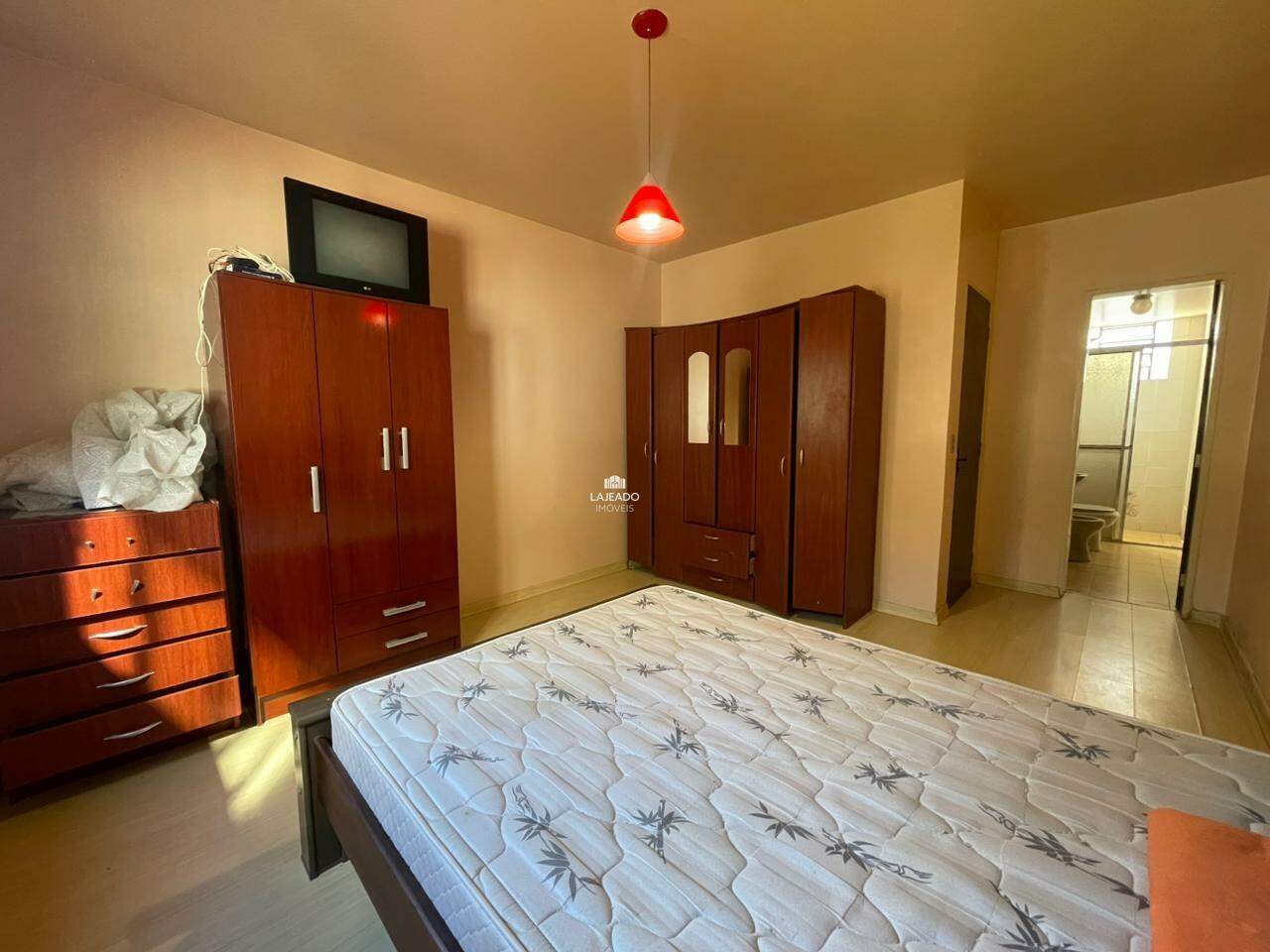 Apartamento para aluguel no Florestal: 