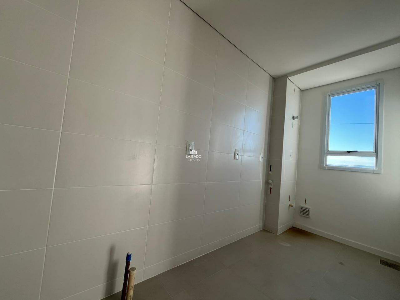Apartamento para aluguel no Universitário: 