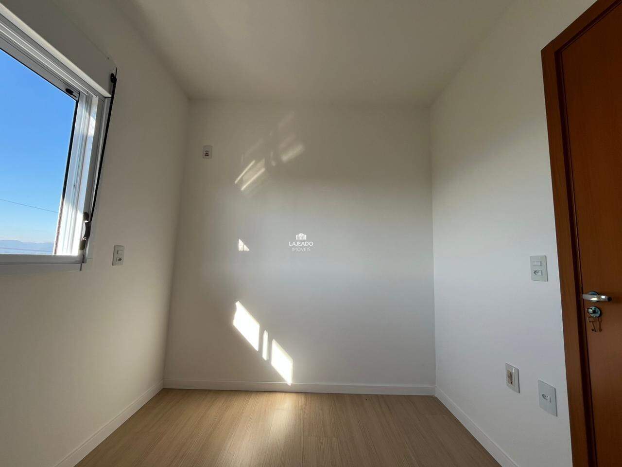 Apartamento para aluguel no Universitário: 