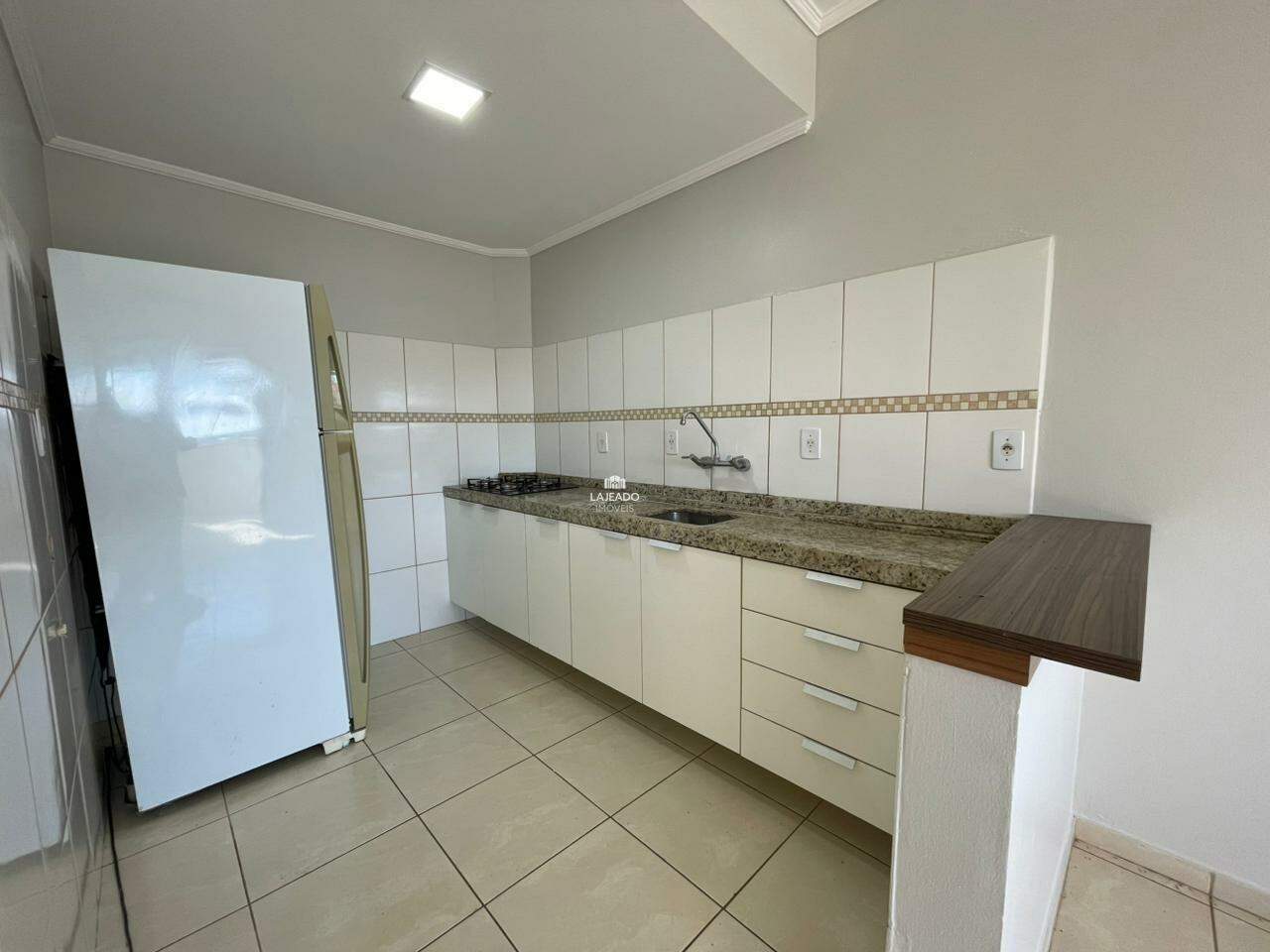 Apartamento para aluguel no Florestal: 