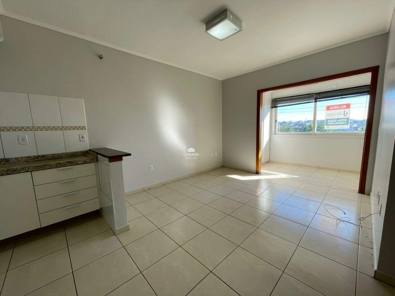 Apartamento para aluguel no Florestal: 