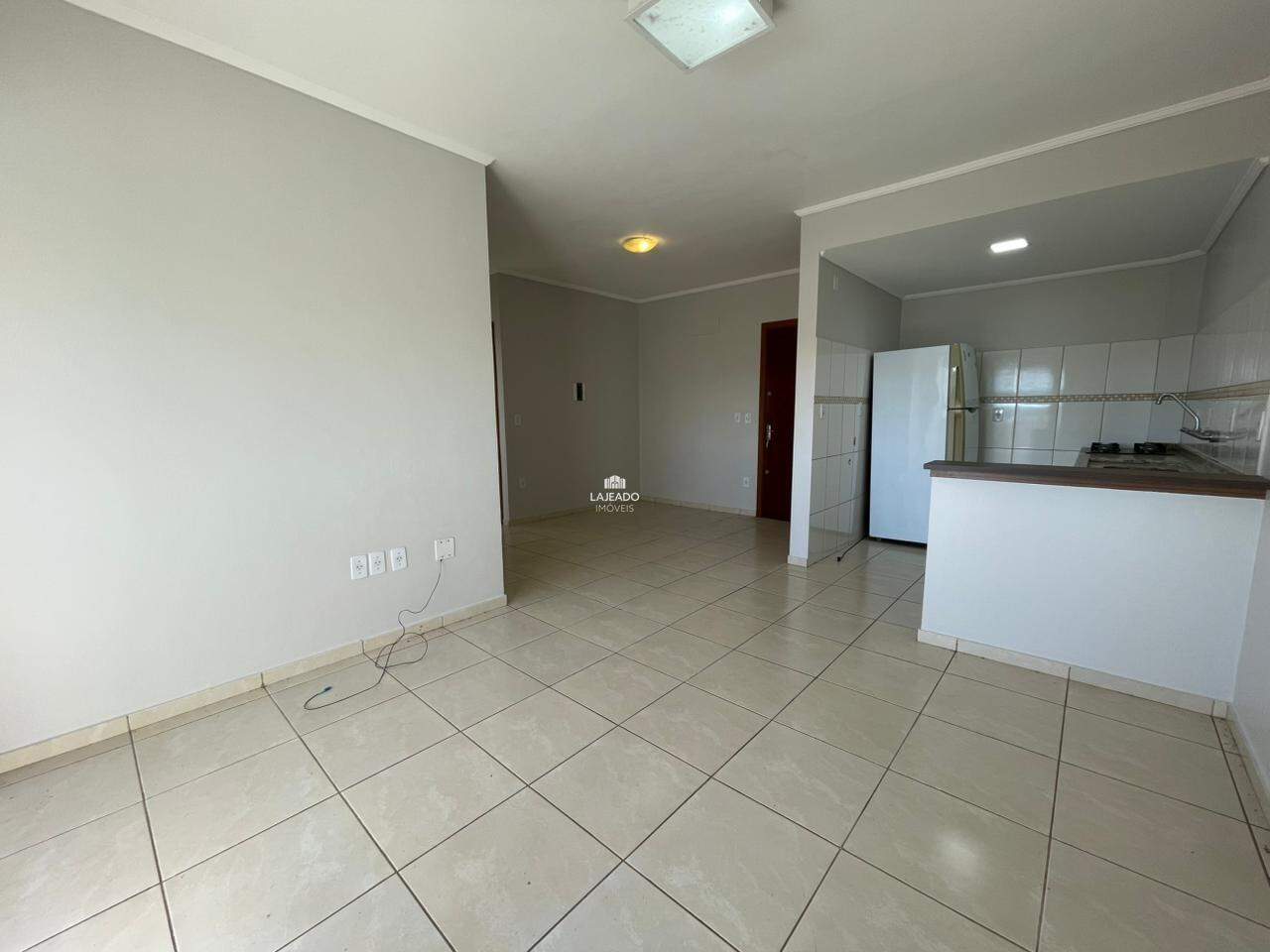 Apartamento para aluguel no Florestal: 