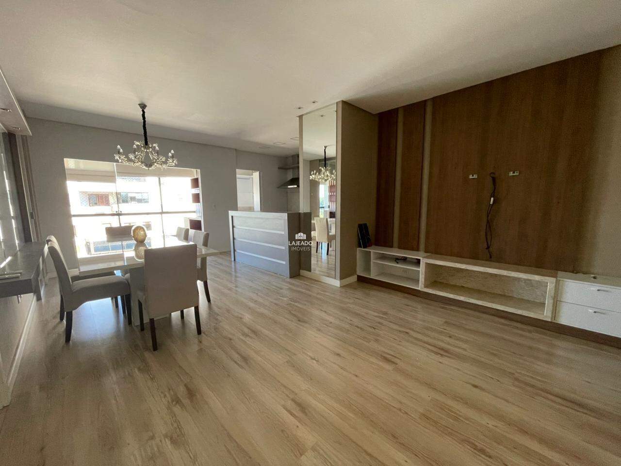 Apartamento para aluguel no Centro: 