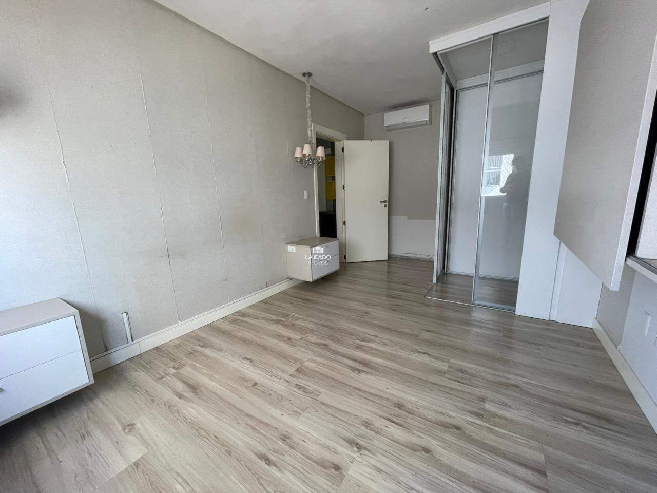 Apartamento para aluguel no Centro: 