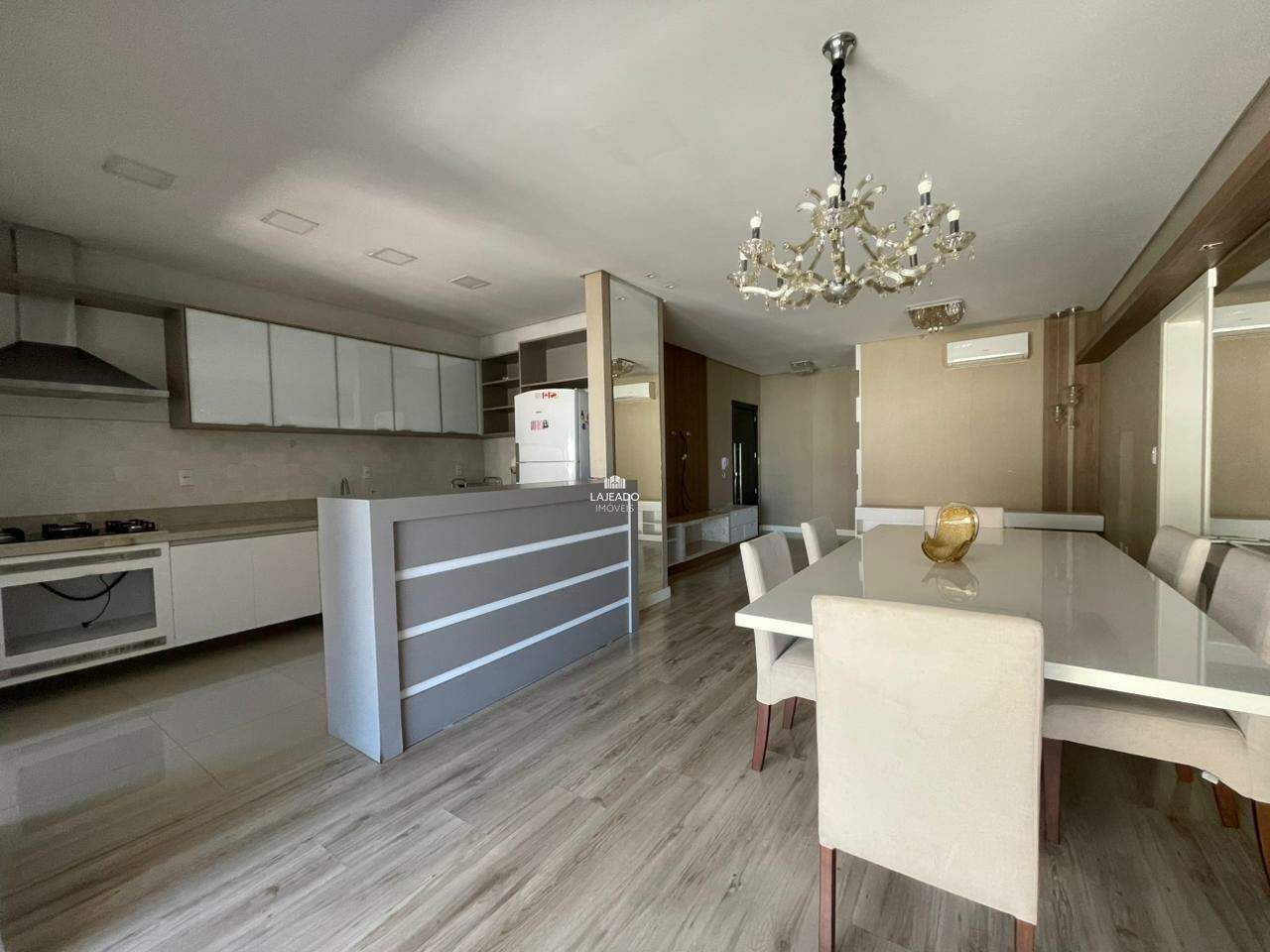 Apartamento para aluguel no Centro: 